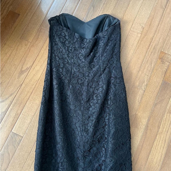 J Reynolds Black Lace Strapless Cocktail Dress - Picture 4 of 7